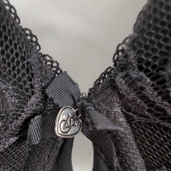 Victoria's Secret Women's Black Bra Perfect Shape Body, Size 36DDD - Picture 3 of 6